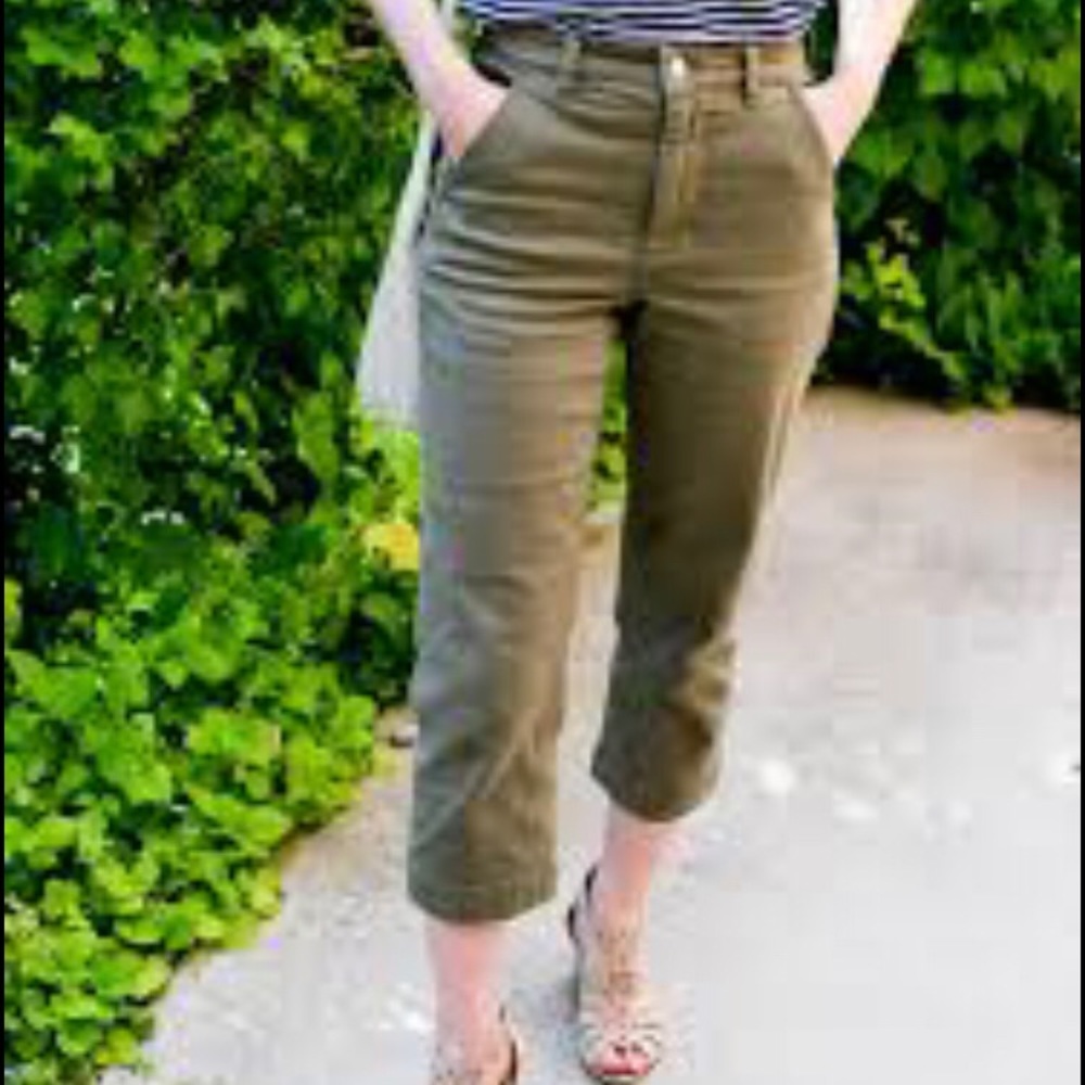 Everlane High Rise cropped utility pant. Dark Blue.